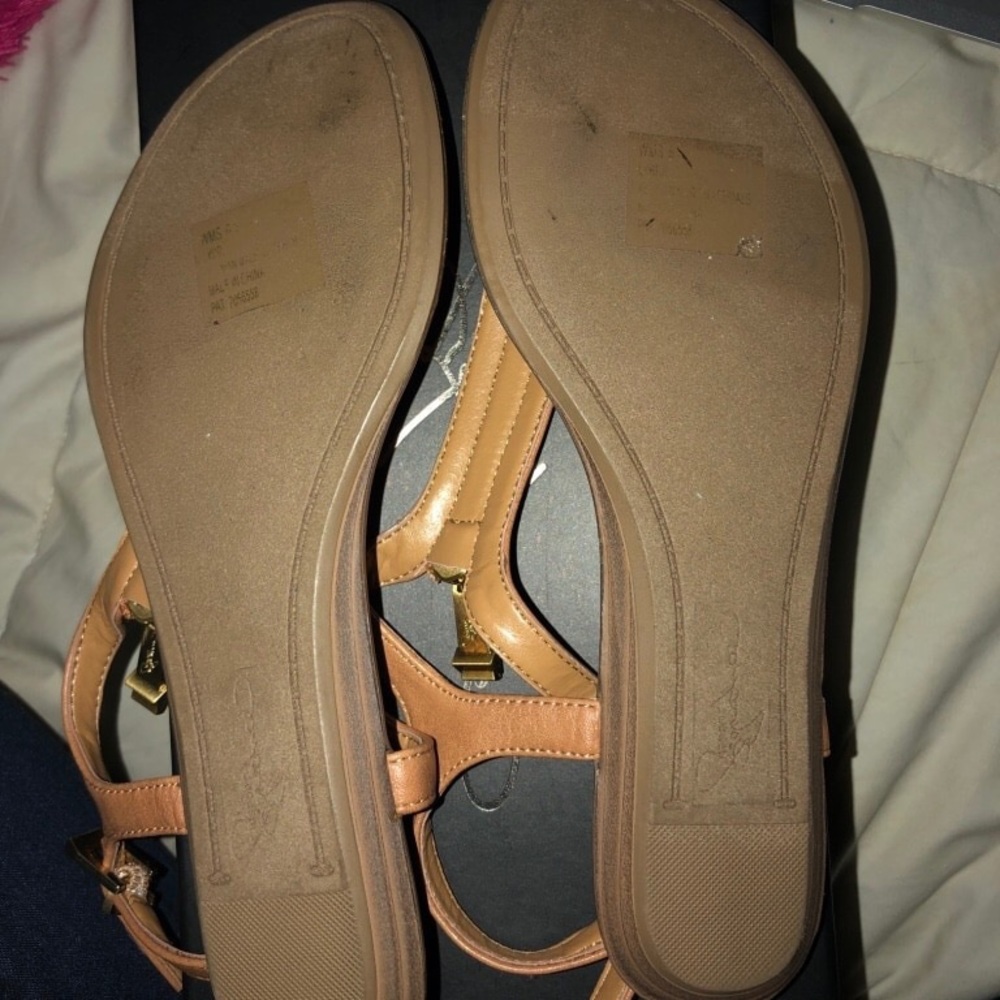 Sandals - Picture 3 of 4